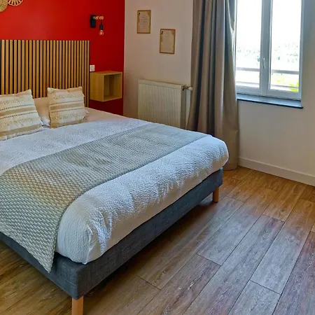 Hotel Logis Le Relais Delys